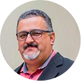 Rev. Oziel Domingos